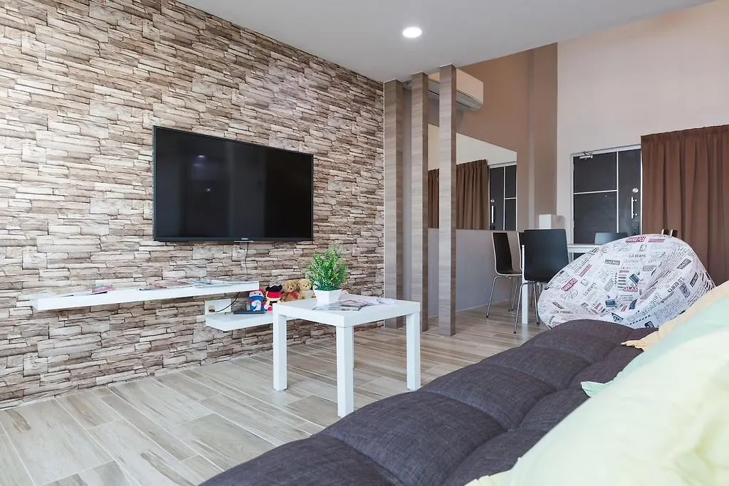 Apartment 3-Bed Executive Suite, Rumahku @Ceo Bayan Lepas