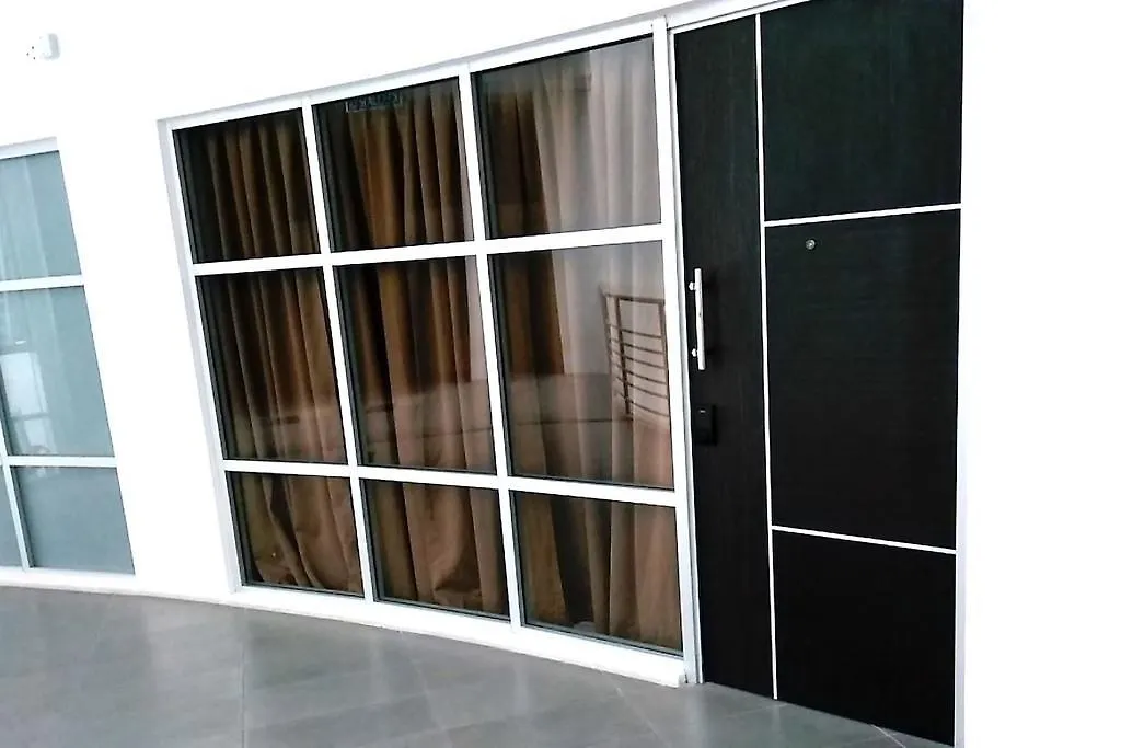 Apartment 3-Bed Executive Suite, Rumahku @Ceo Bayan Lepas Malaysia